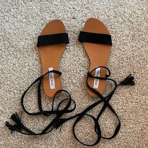Steve Madden black lace up sandals size 8